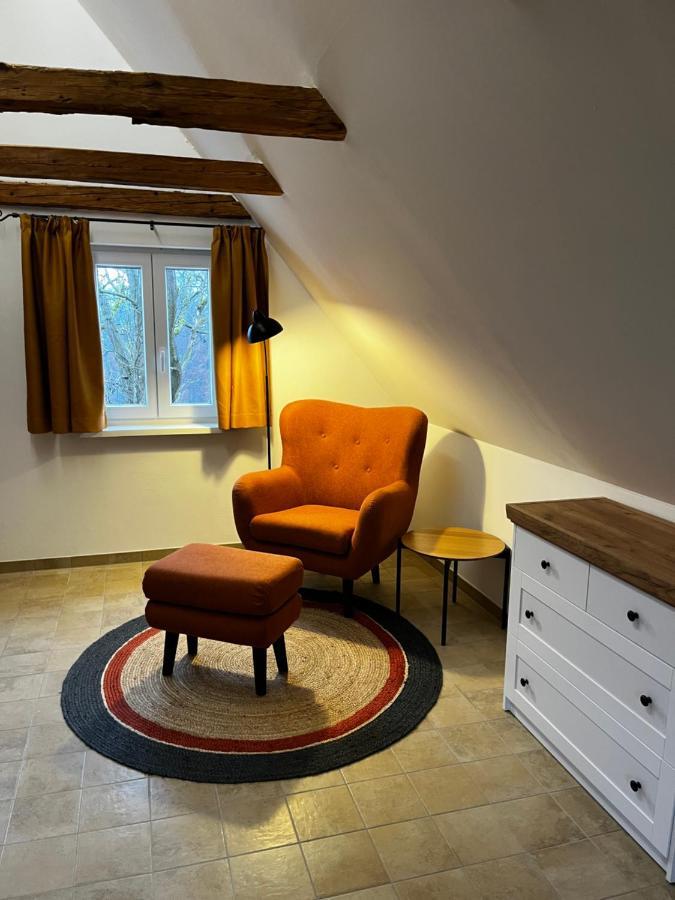Ferienhaus Thonjoergl Gnas エクステリア 写真