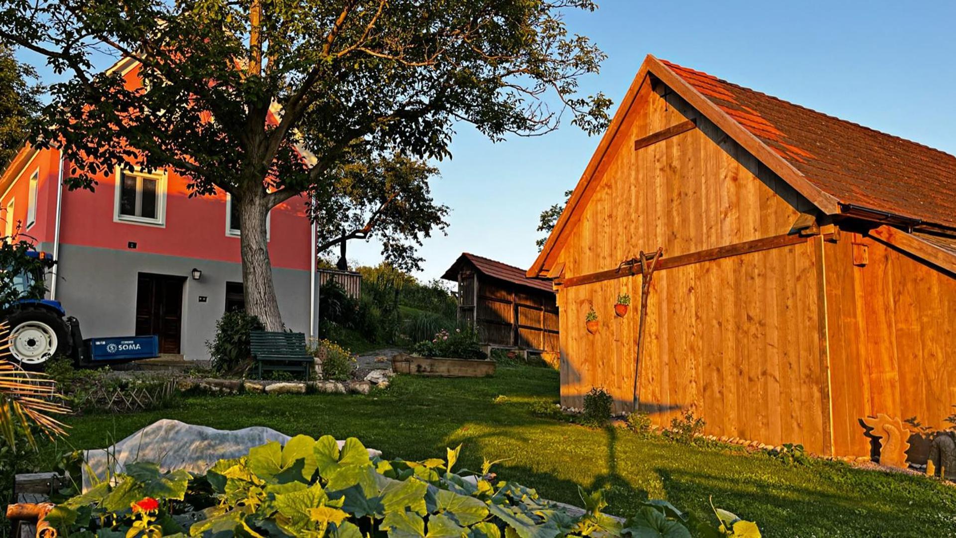 Ferienhaus Thonjoergl Gnas エクステリア 写真